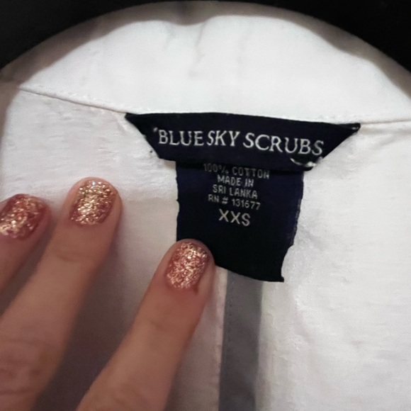 Blue Sky Scrubs cotton lab coat XXS - Picture 2 of 7